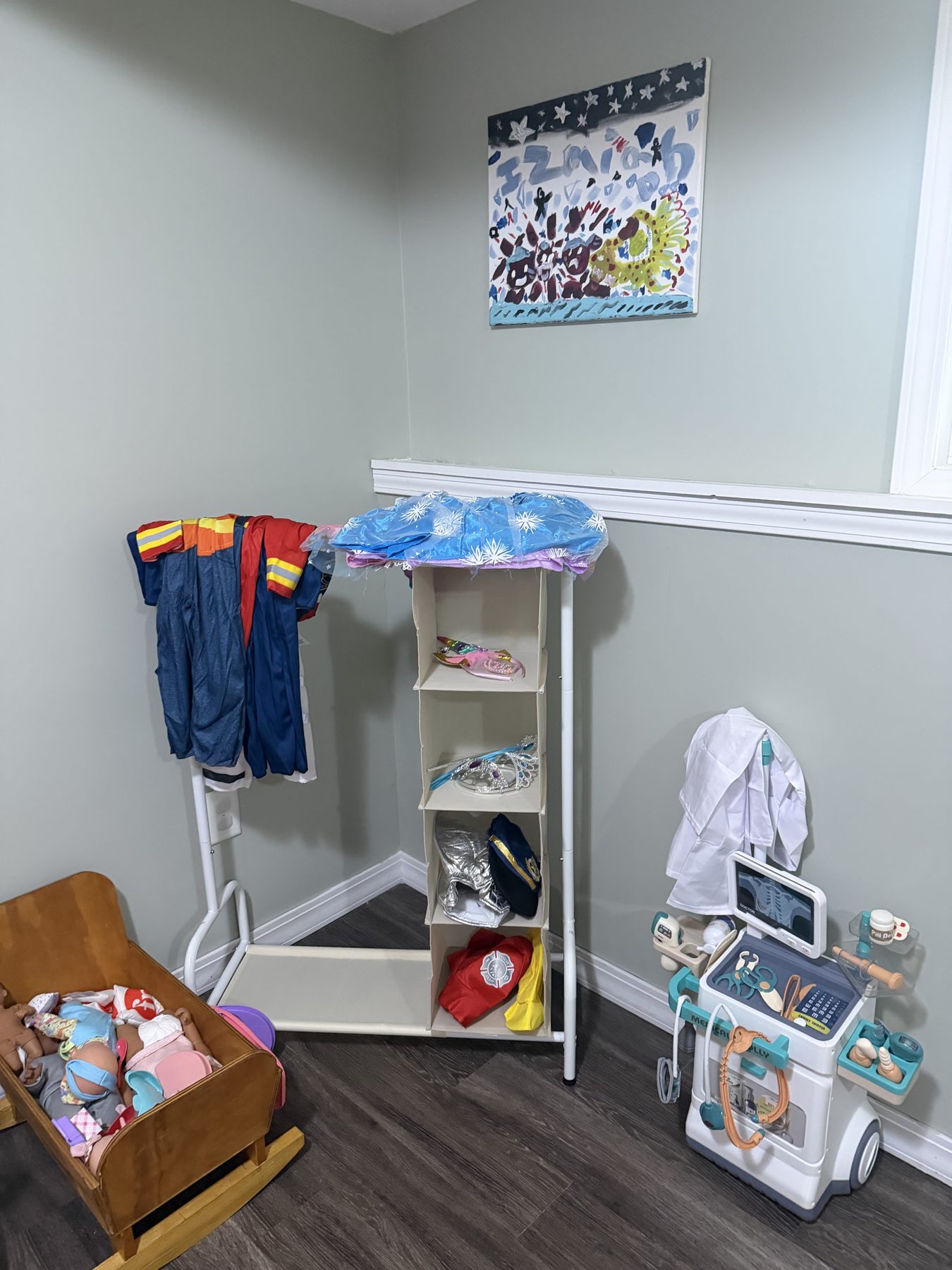 Play corner with books and activity materials