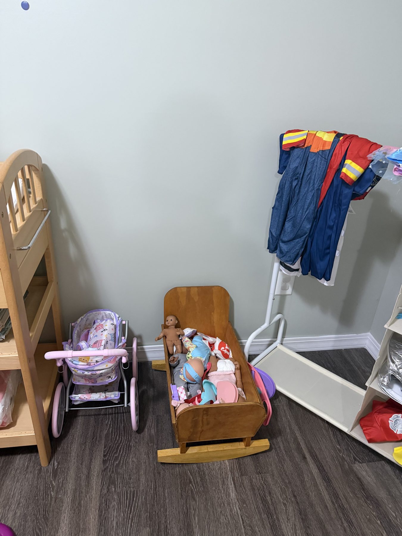 A quiet story and imaginative play corner